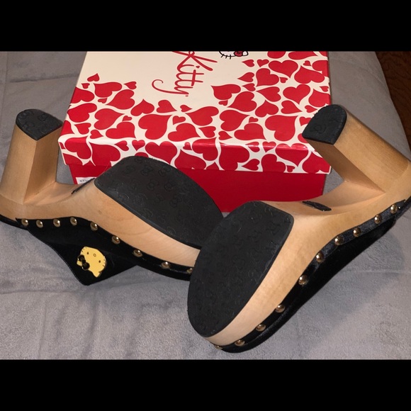 Hello kitty clogs - Picture 5 of 9
